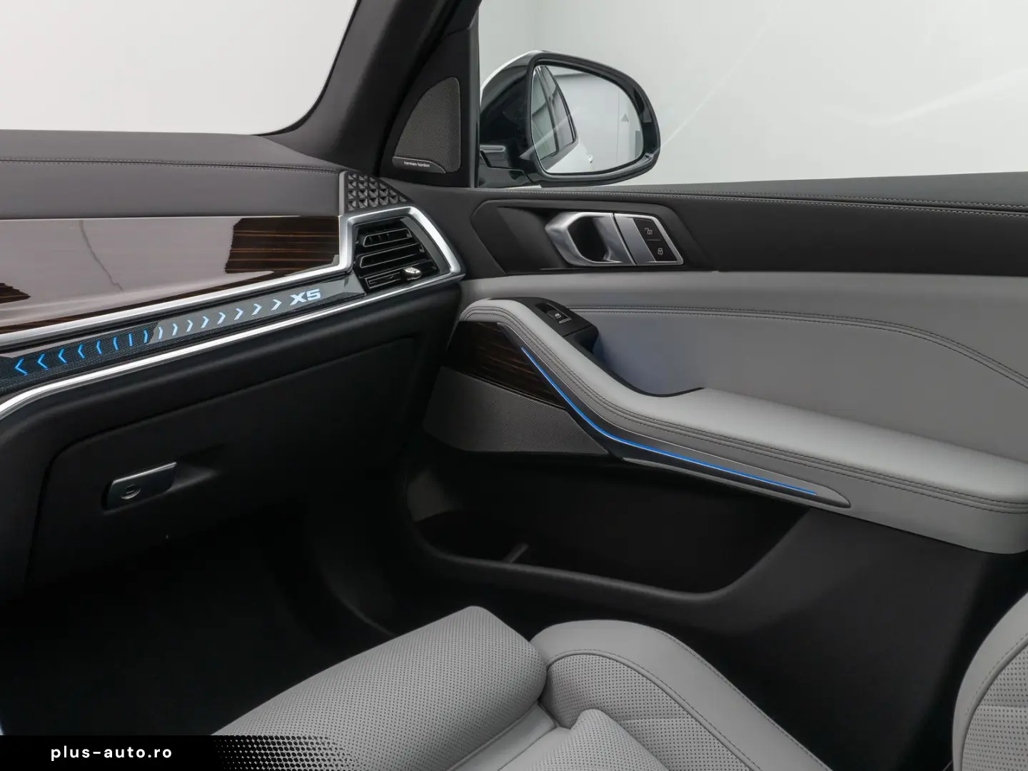 BMW X5 xD50e M Sport Panorama 360 HUD DAB H K SoftCL