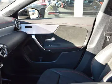 MERCEDES-BENZ CLA 220 d 4MATIC Aut.  AMG-Line