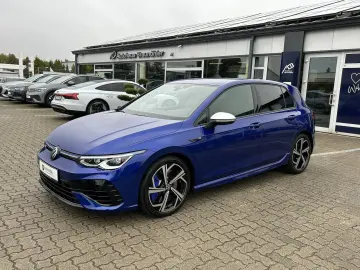 VW Golf VIII 2.0 TSI DSG R 4Motion