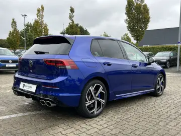 VW Golf VIII 2.0 TSI DSG R 4Motion
