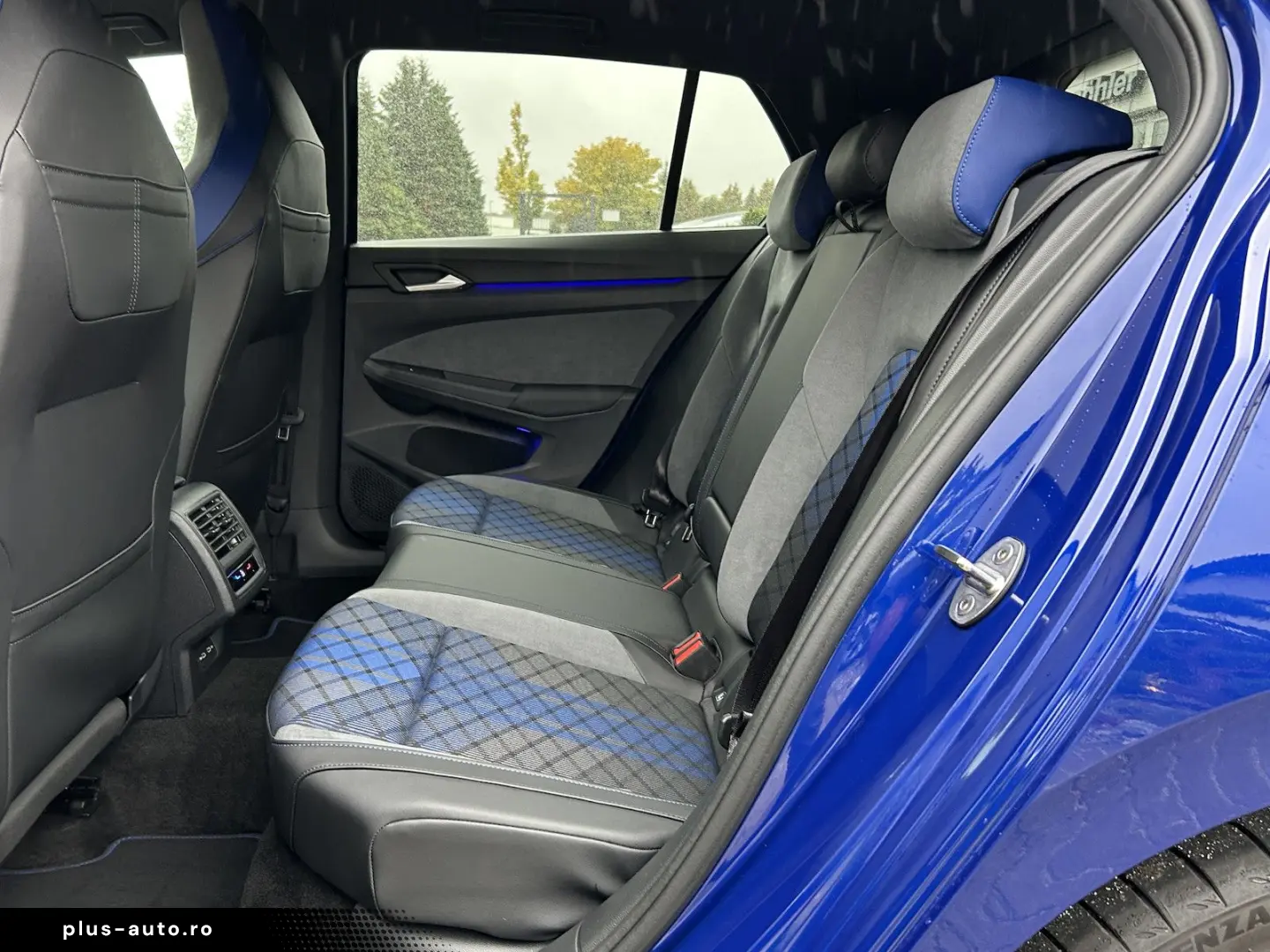 VW Golf VIII 2.0 TSI DSG R 4Motion