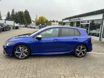 VW Golf VIII 2.0 TSI DSG R 4Motion