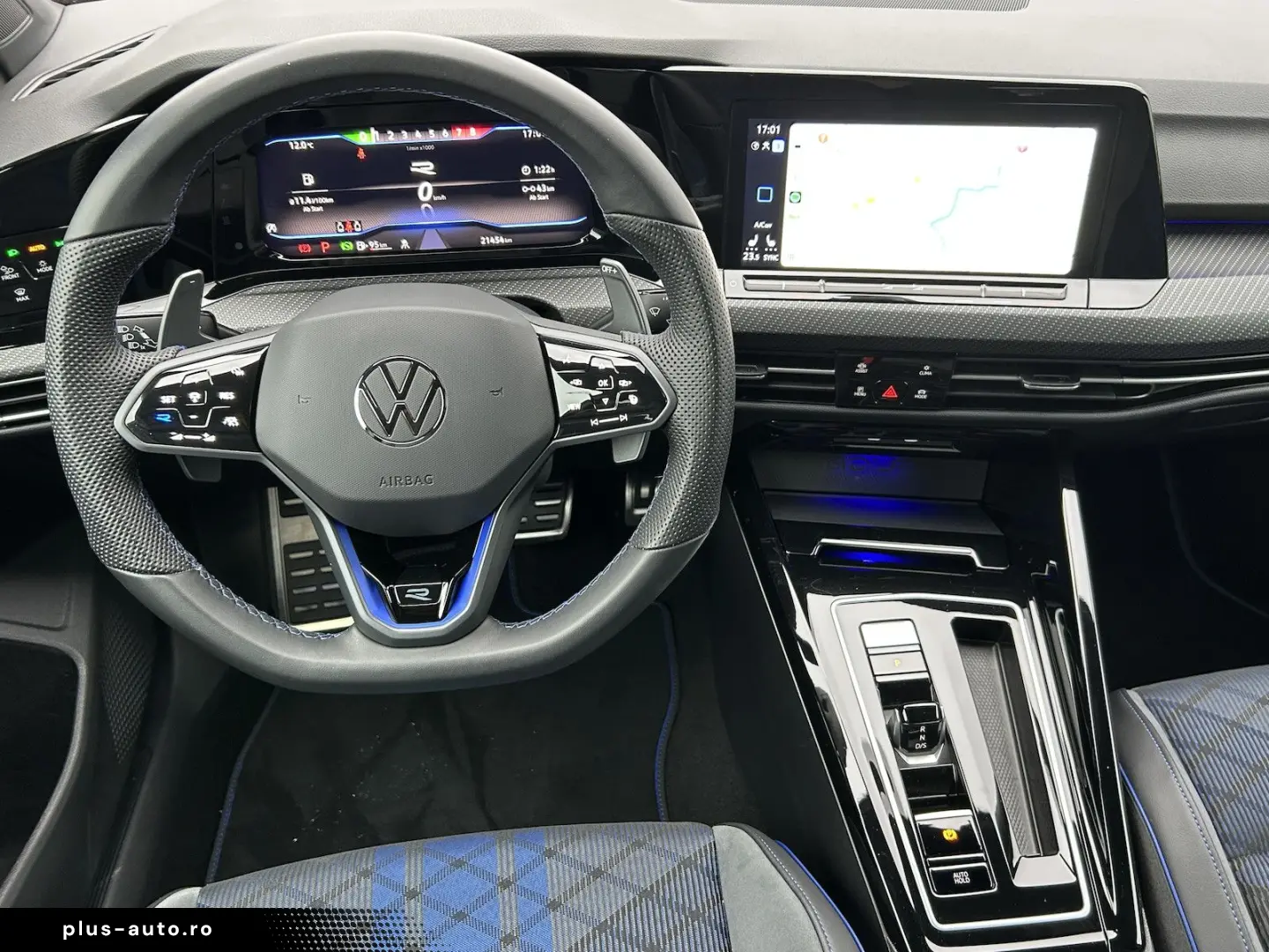 VW Golf VIII 2.0 TSI DSG R 4Motion