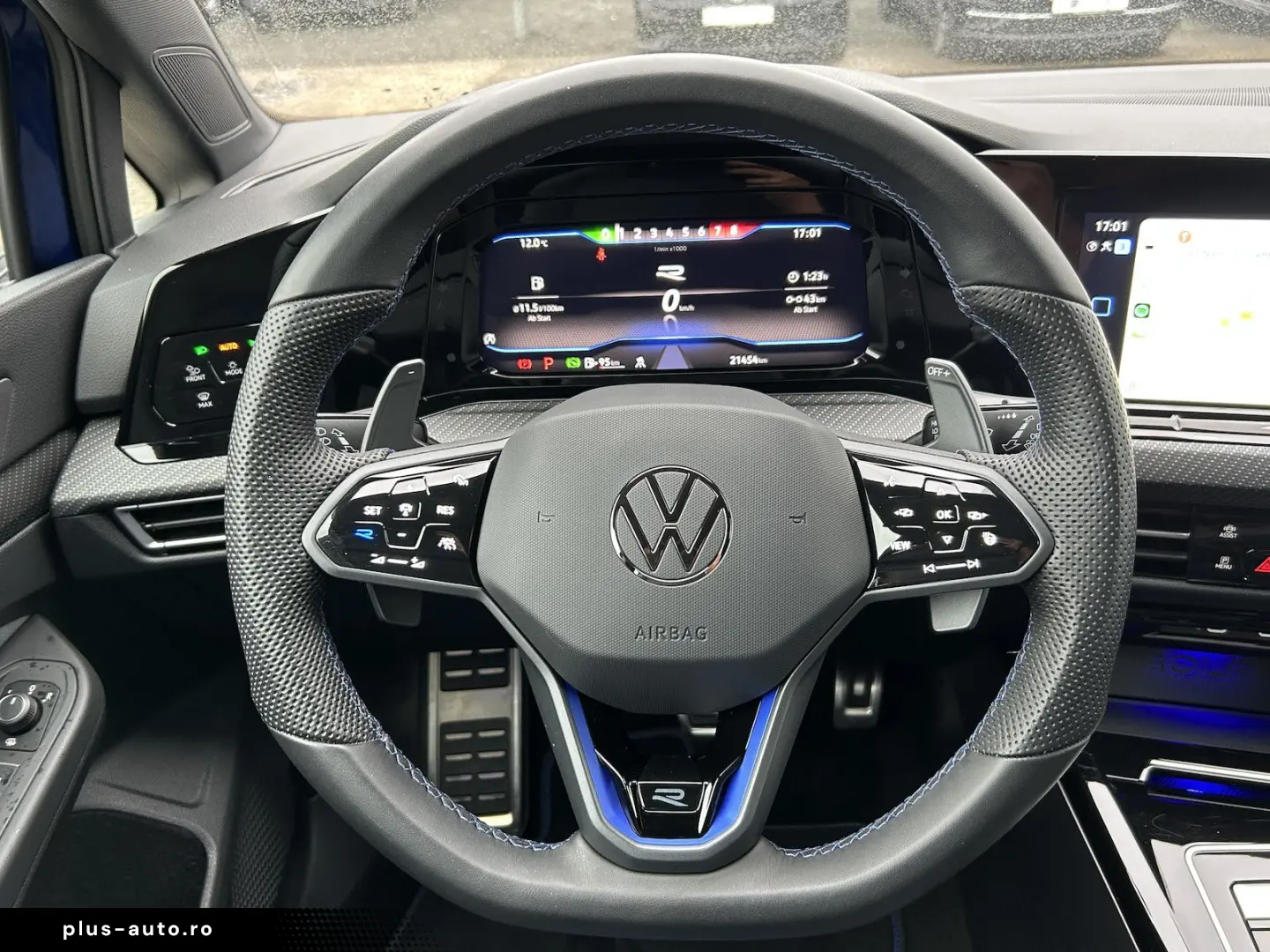 VW Golf VIII 2.0 TSI DSG R 4Motion