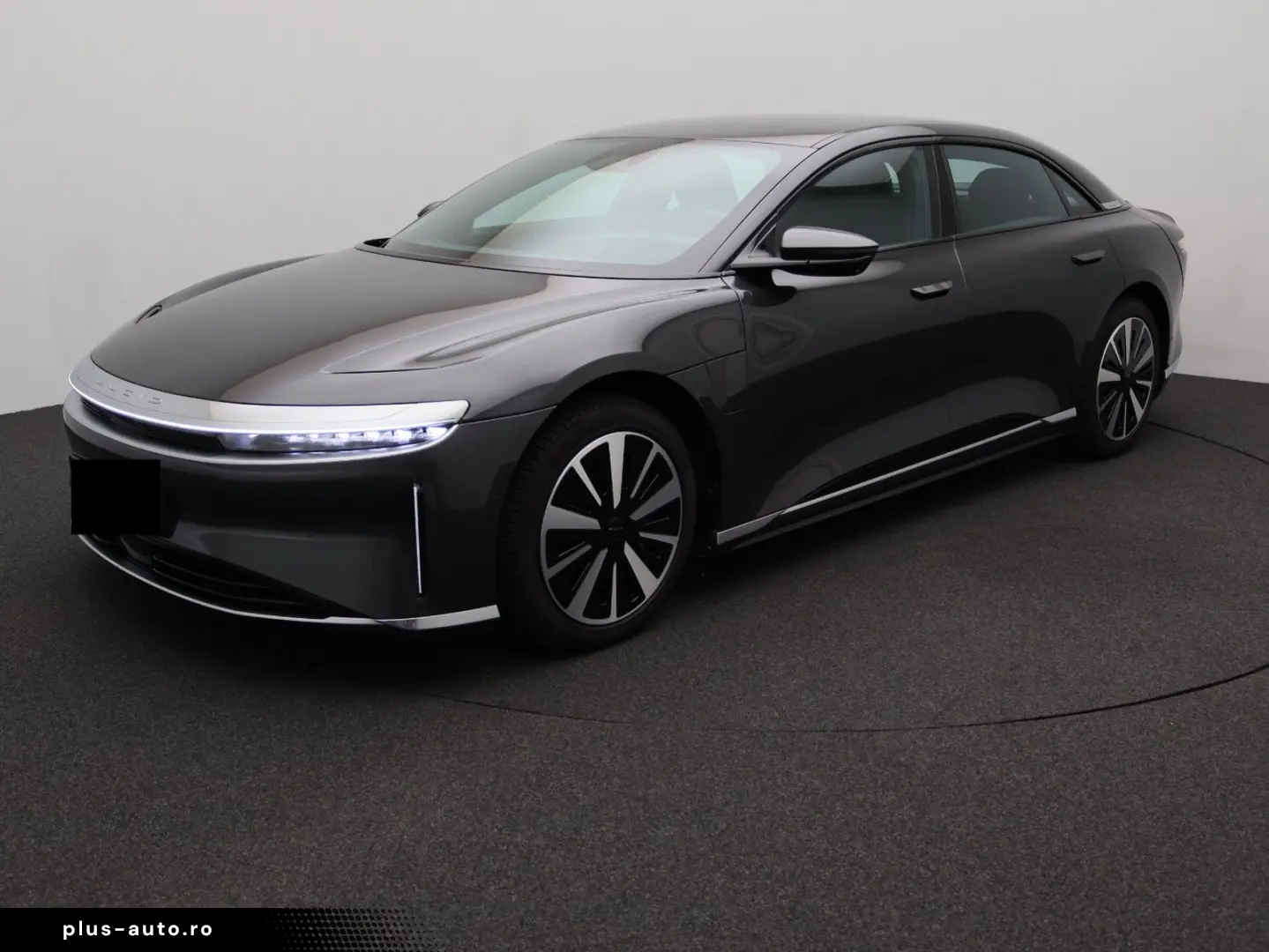 LUCID Air Pure AWD
