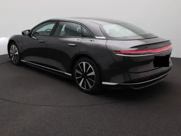 LUCID Air Pure AWD