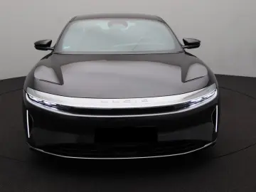 LUCID Air Pure AWD