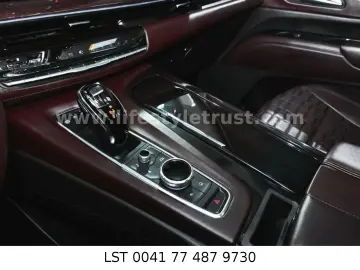 CADILLAC Escalade SPORT PLATINUM 6.2V8 4WD € 75.500 T1