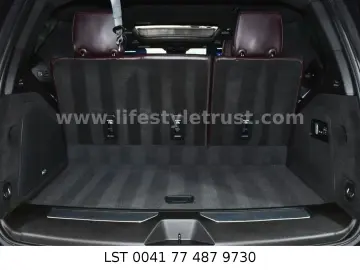 CADILLAC Escalade SPORT PLATINUM 6.2V8 4WD € 75.500 T1