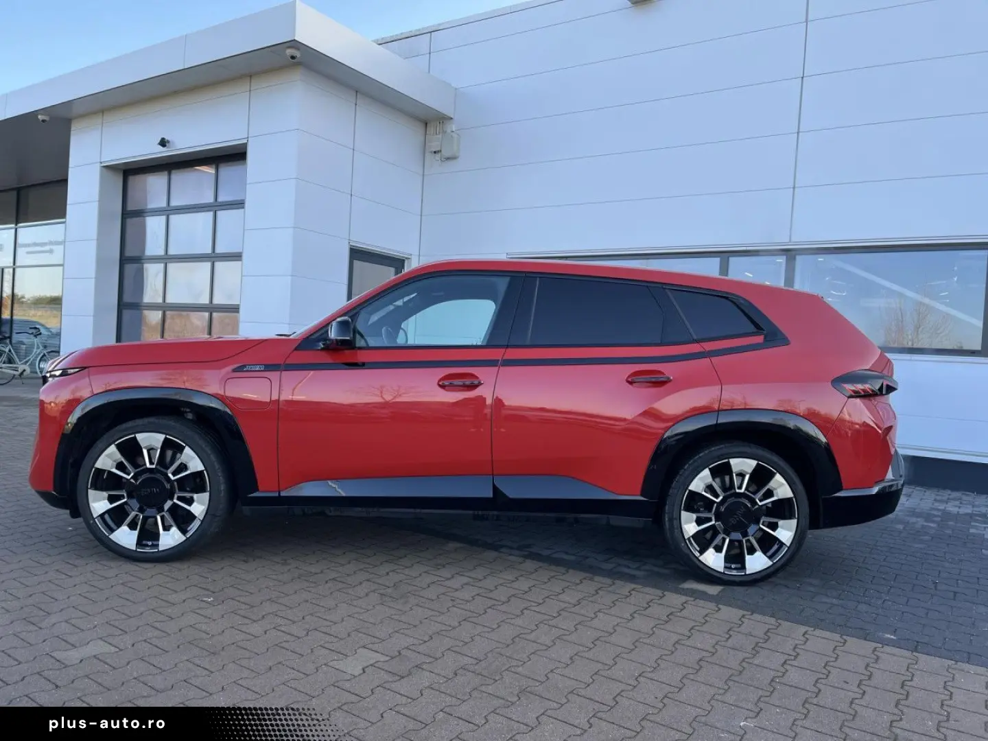 BMW XM 50e DAP PAP AHK Massage H K Iconic Glow HUD