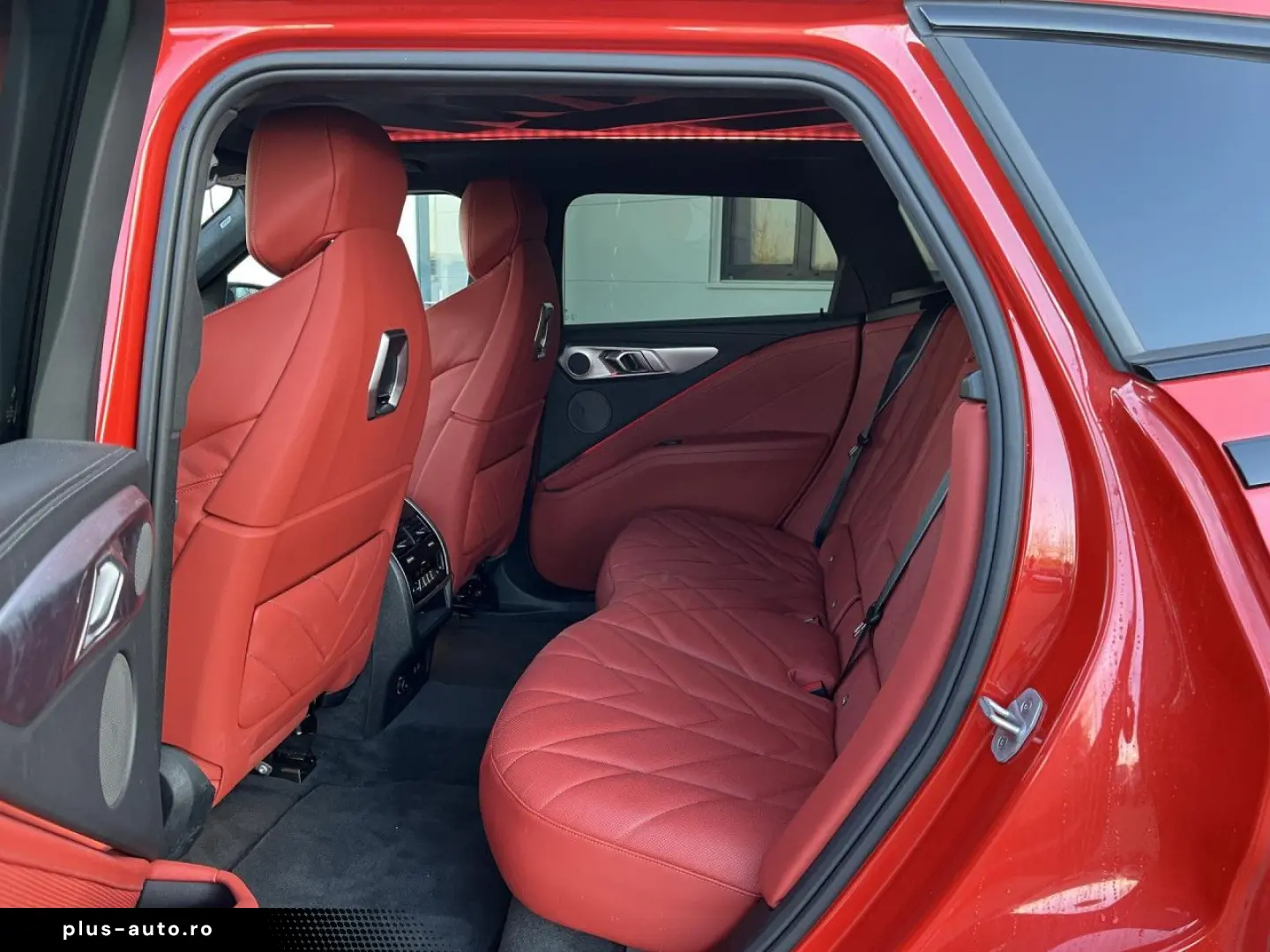 BMW XM 50e DAP PAP AHK Massage H K Iconic Glow HUD