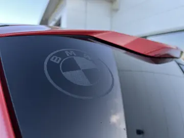 BMW XM 50e DAP PAP AHK Massage H K Iconic Glow HUD