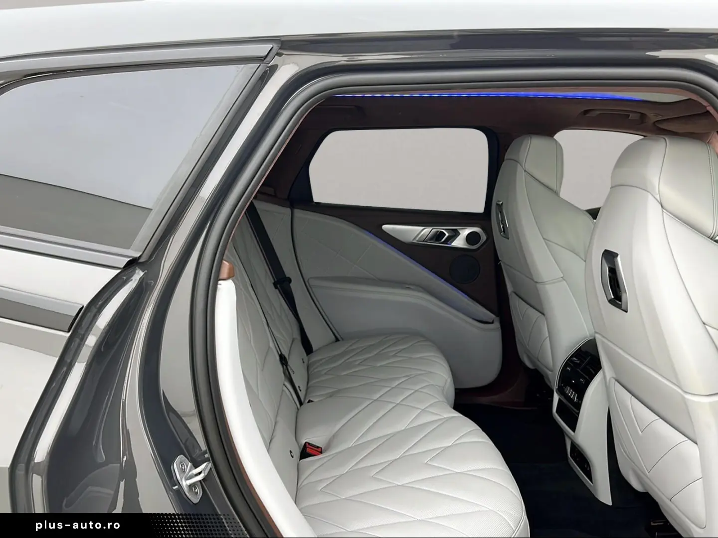 BMW XM 50e Massage AHK Driv.Assist.Prof Harman K