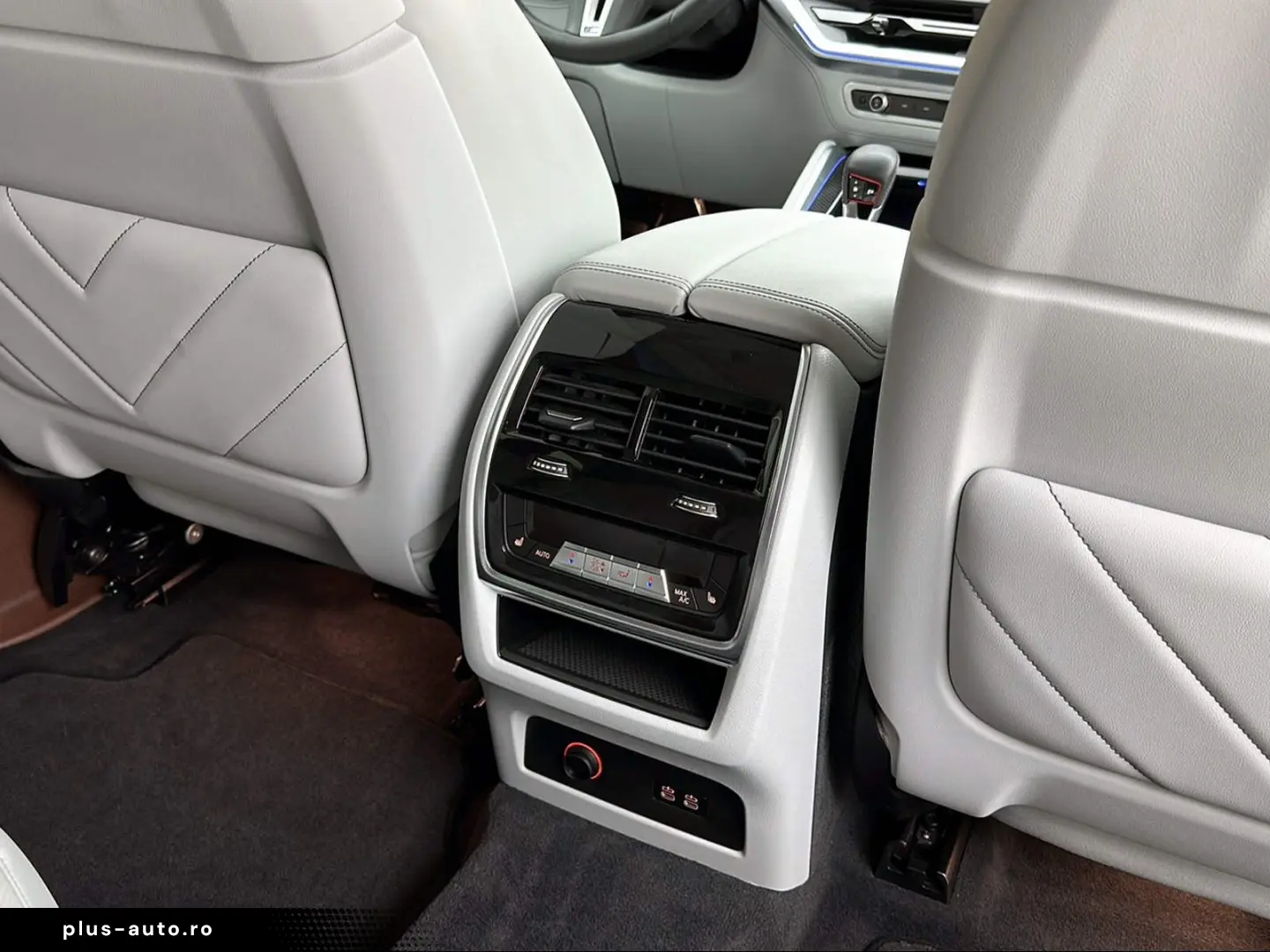 BMW XM 50e Massage AHK Driv.Assist.Prof Harman K