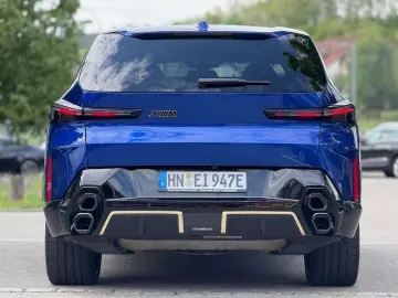 BMW XM Individual Marina Bay Blau Merino Leder