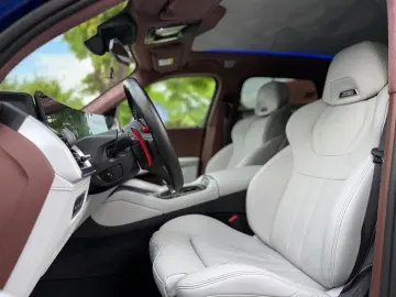 BMW XM Individual Marina Bay Blau Merino Leder