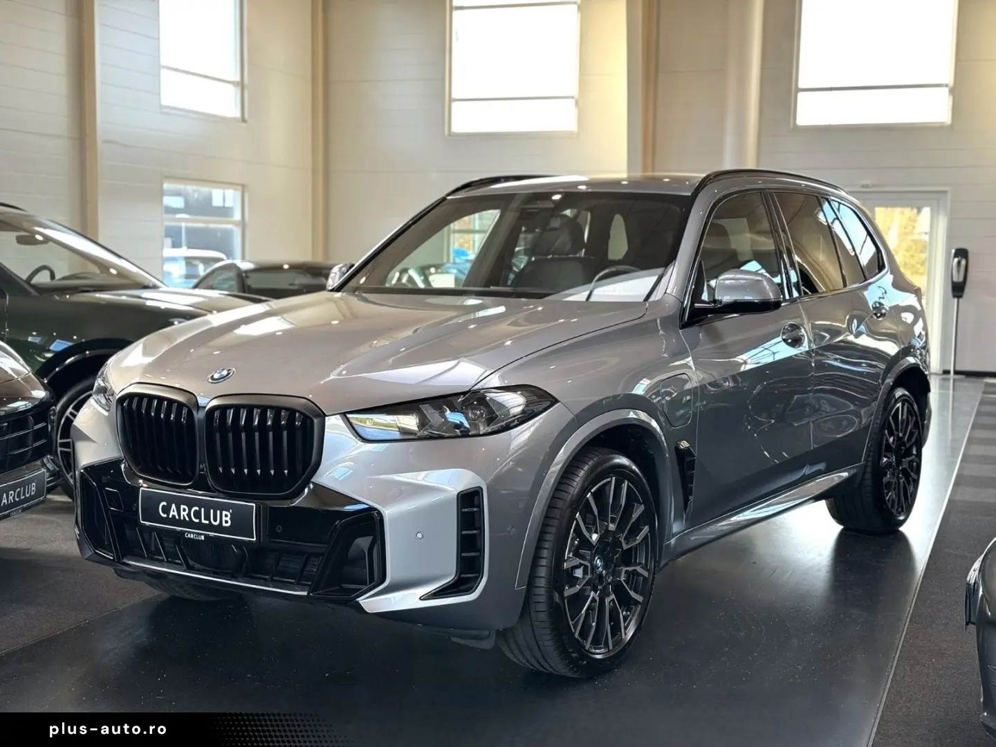 BMW X5 50e xDrive M-Sport  Carbon Luft Sky Pano AHK