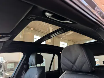 BMW X5 50e xDrive M-Sport  Carbon Luft Sky Pano AHK