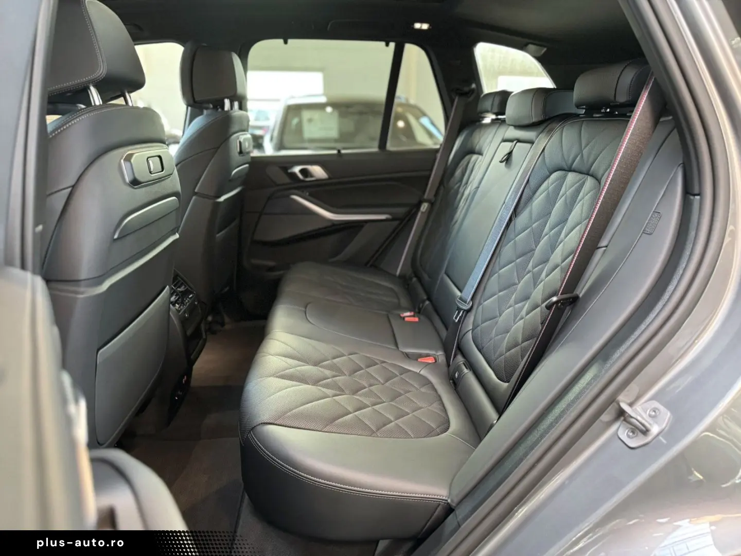 BMW X5 50e xDrive M-Sport  Carbon Luft Sky Pano AHK