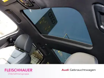AUDI A6 40 TDI quattro S line 2.0  Avant LED NAVI PAN