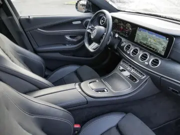 MERCEDES-BENZ E 300 de 4MATIC Limousine AMG AMBIENTE&hellip;