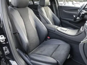 MERCEDES-BENZ E 300 de 4MATIC Limousine AMG AMBIENTE&hellip;