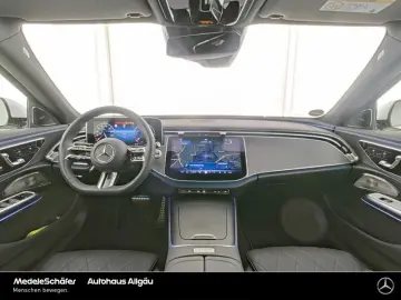 MERCEDES-BENZ E 450 d 4M AMG NAPPA Pano 4D Keyless Fahr-Assi