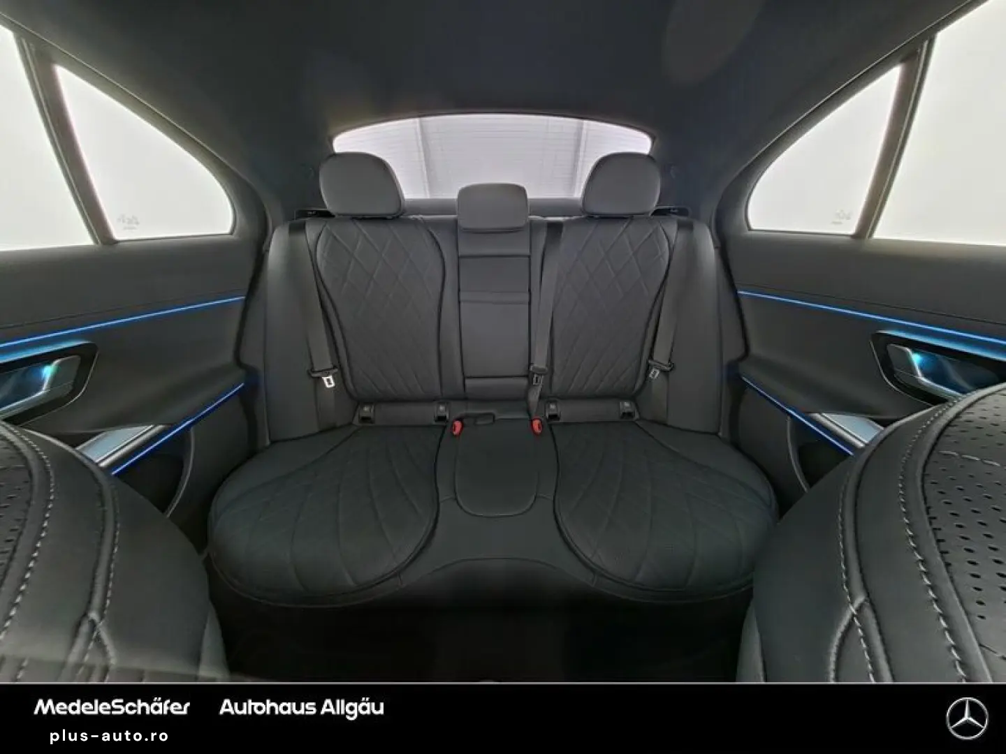 MERCEDES-BENZ E 450 d 4M AMG NAPPA Pano 4D Keyless Fahr-Assi