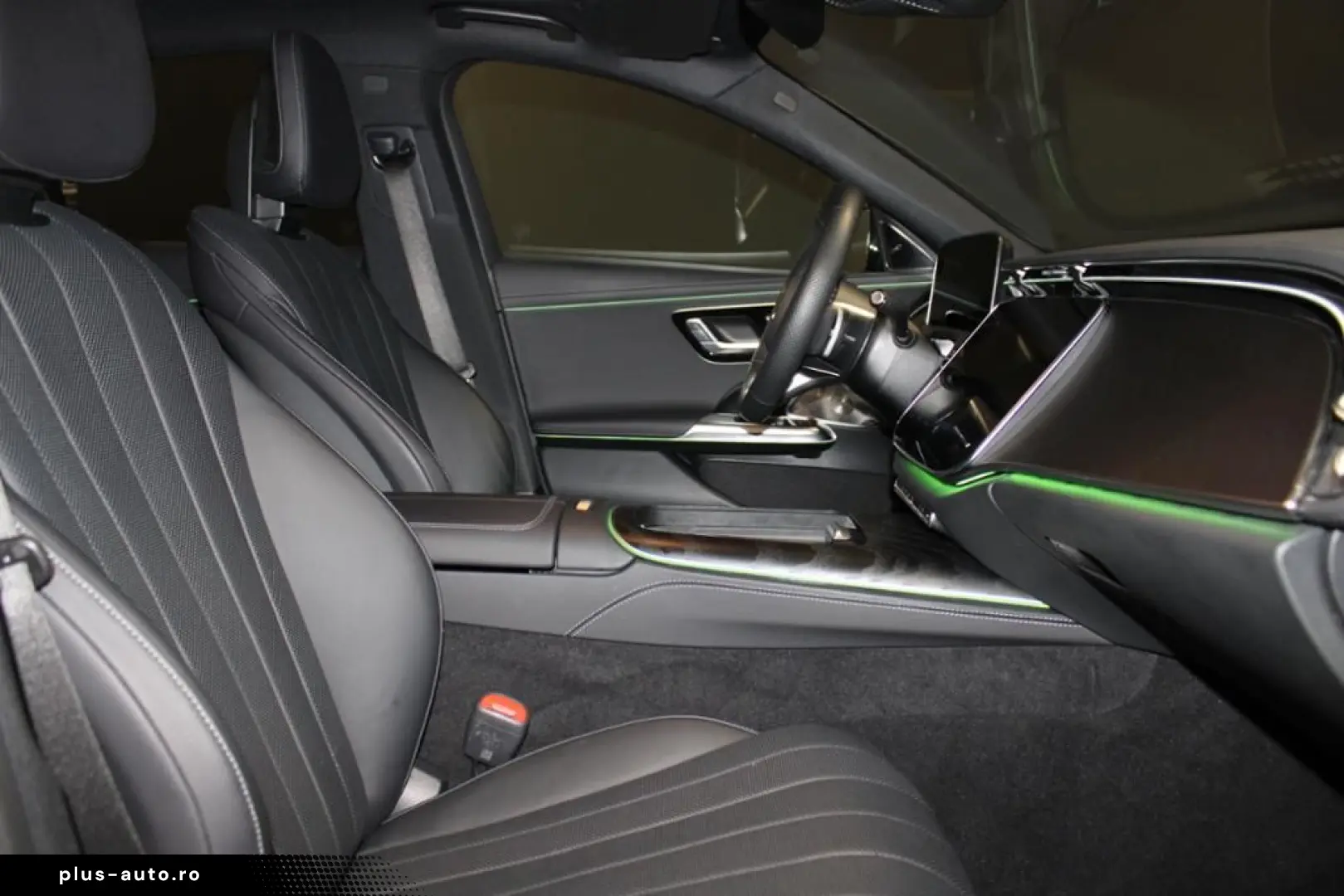 MERCEDES-BENZ E 400 e 4M  AMG Night Pano AIR Digit T&hellip;