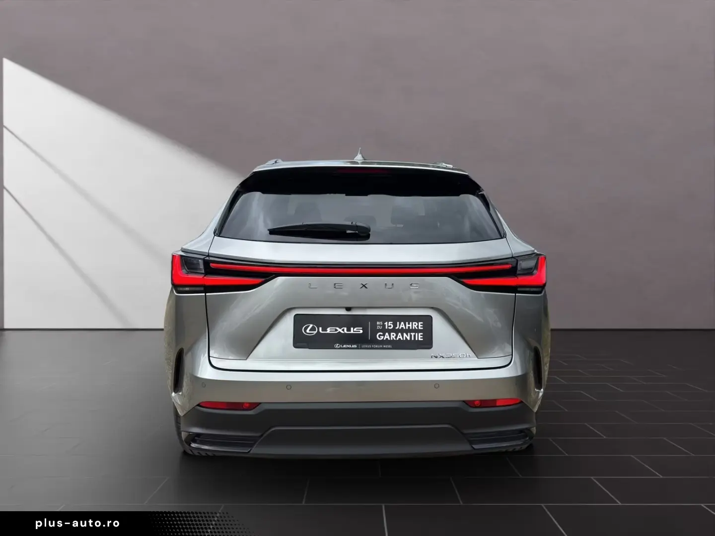 Lexus NX 350h h 243 hp