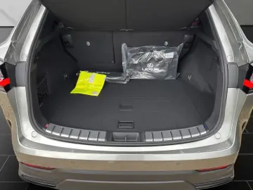 Lexus NX 350h h 243 hp