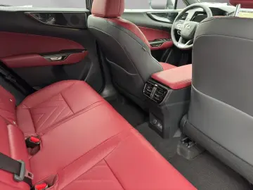 Lexus NX 350h h 243 hp