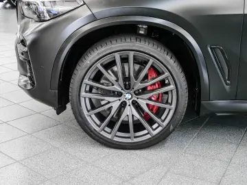 BMW X5 xDrive40d M-Sport Aut Nav HuD Laser Pano B&W