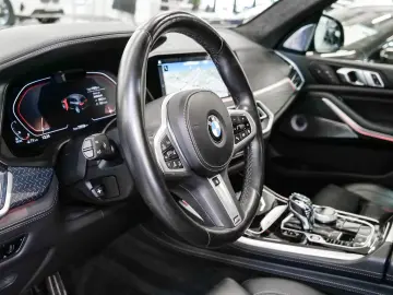 BMW X5 xDrive40d M-Sport Aut Nav HuD Laser Pano B&W