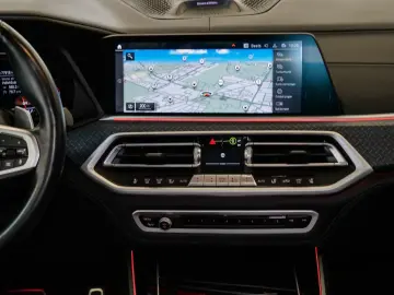 BMW X5 xDrive40d M-Sport Aut Nav HuD Laser Pano B&W