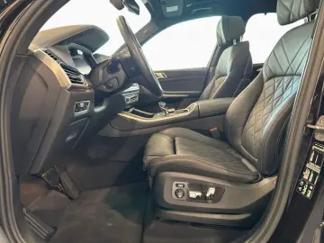 BMW X5 xD40d xLine DAProf 360  Pano AHK Laser