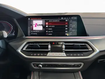 BMW X5 xD40d xLine DAProf 360  Pano AHK Laser