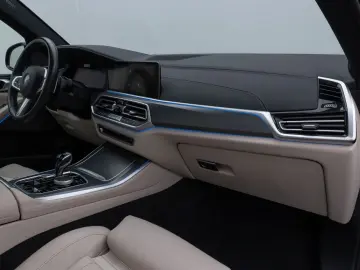 BMW X5 xD45e M Sport 360 Panorama Laser HUD DAB H K