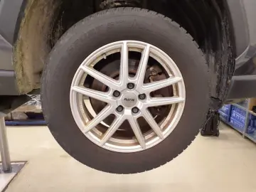 TOYOTA RAV4 2.5 VVT-i Hybrid