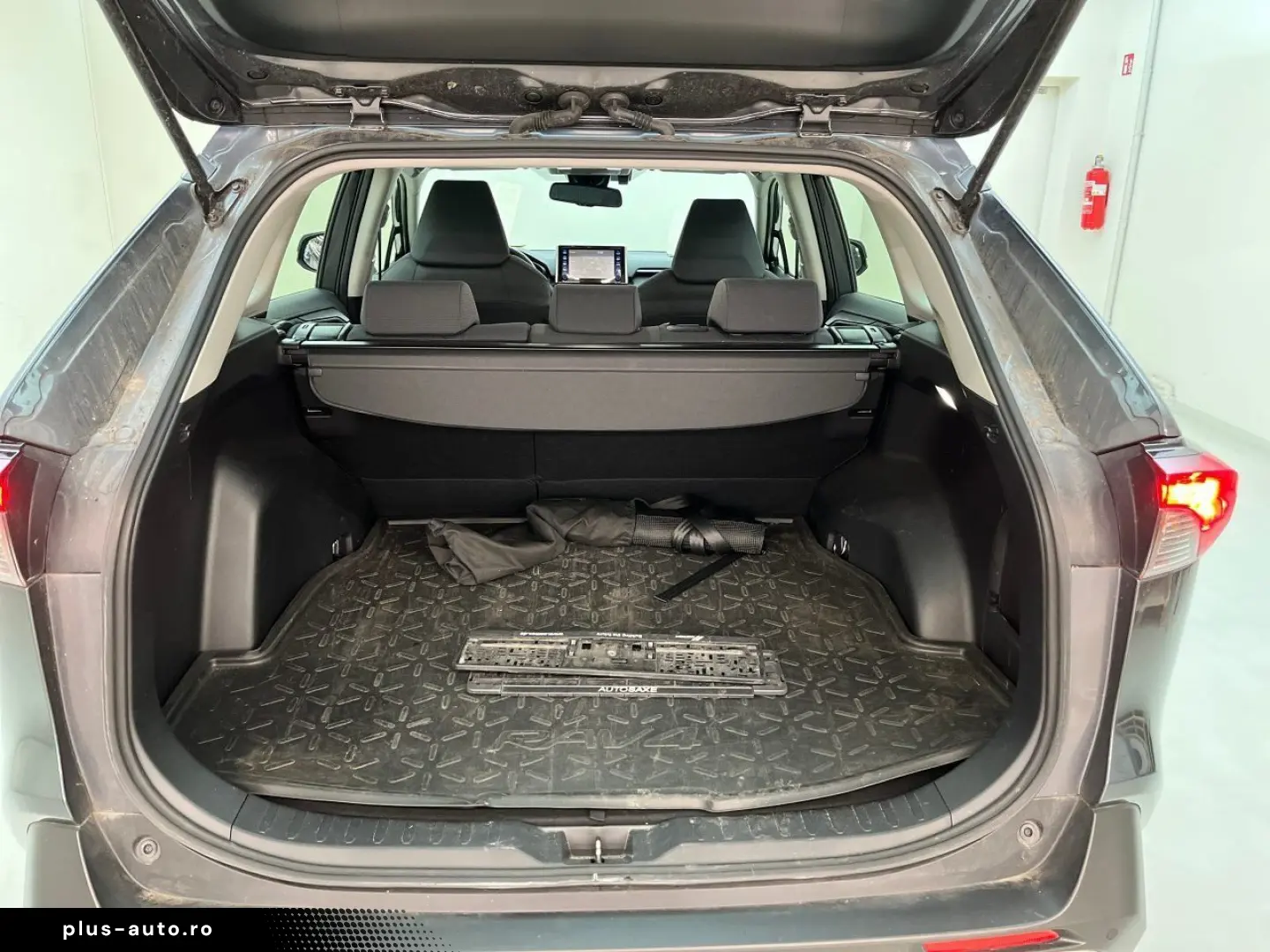 TOYOTA RAV4 2.5 VVT-i Hybrid