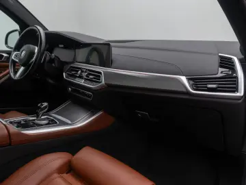 BMW X5 xD30d M Sport 360 Laser ACC SoftCl DAB 22Zoll