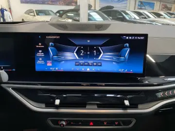 BMW X5 xDrive30d M Sport Pro HUD Pano LC Pro H K STH