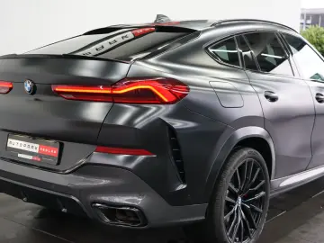BMW X6 M50 i Frozen-BLACK BOWERS M-SITZE MEGA-SPEC!!