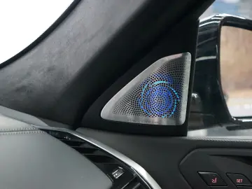 BMW X6 M50 i Frozen-BLACK BOWERS M-SITZE MEGA-SPEC!!