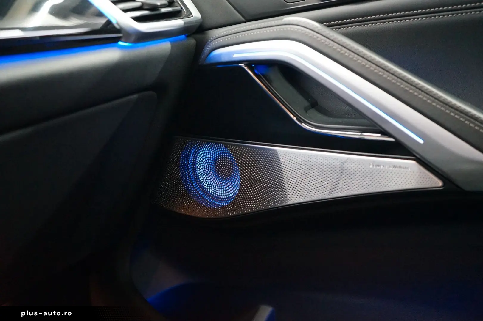 BMW X6 M50 i Frozen-BLACK BOWERS M-SITZE MEGA-SPEC!!