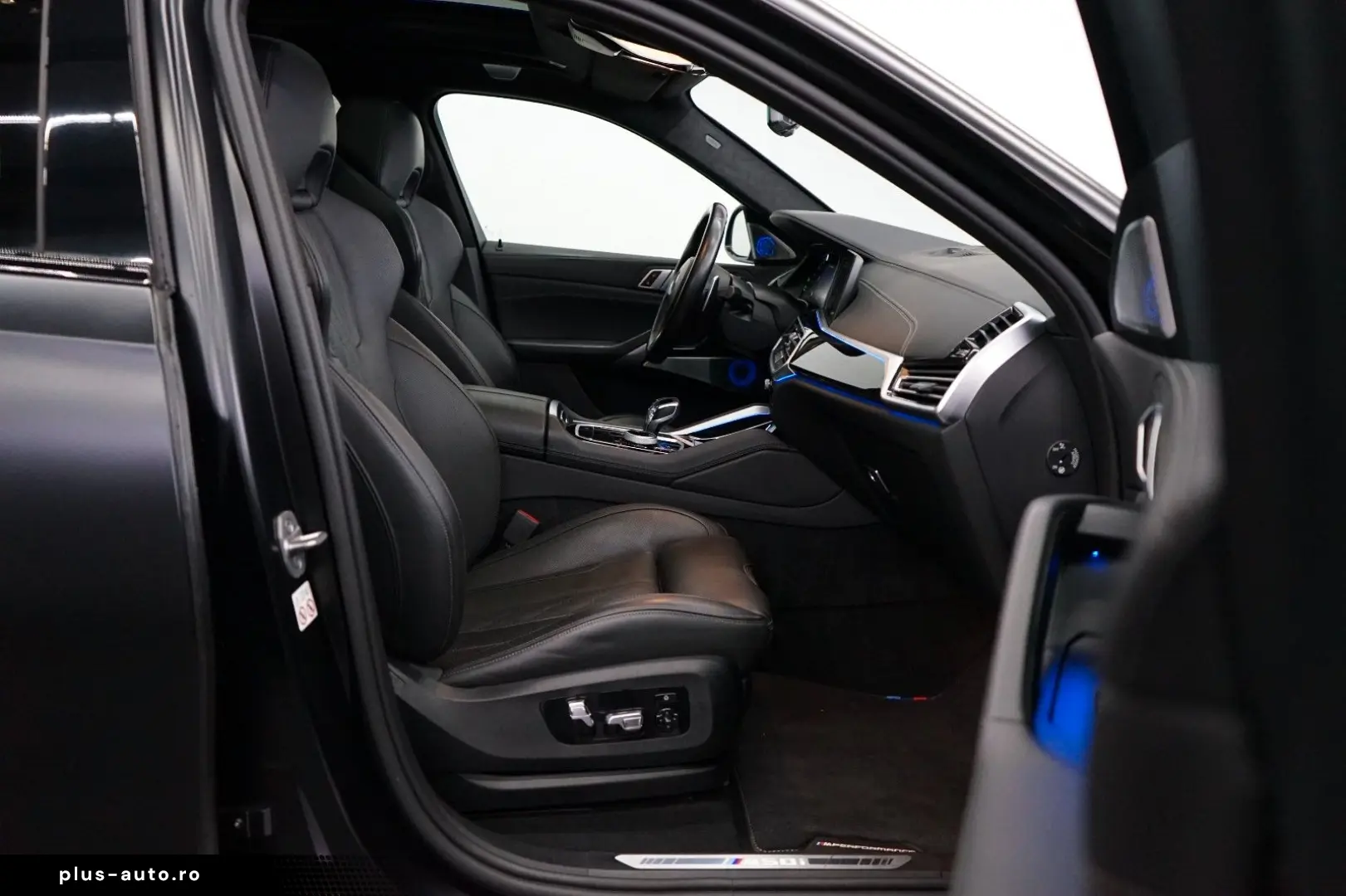 BMW X6 M50 i Frozen-BLACK BOWERS M-SITZE MEGA-SPEC!!