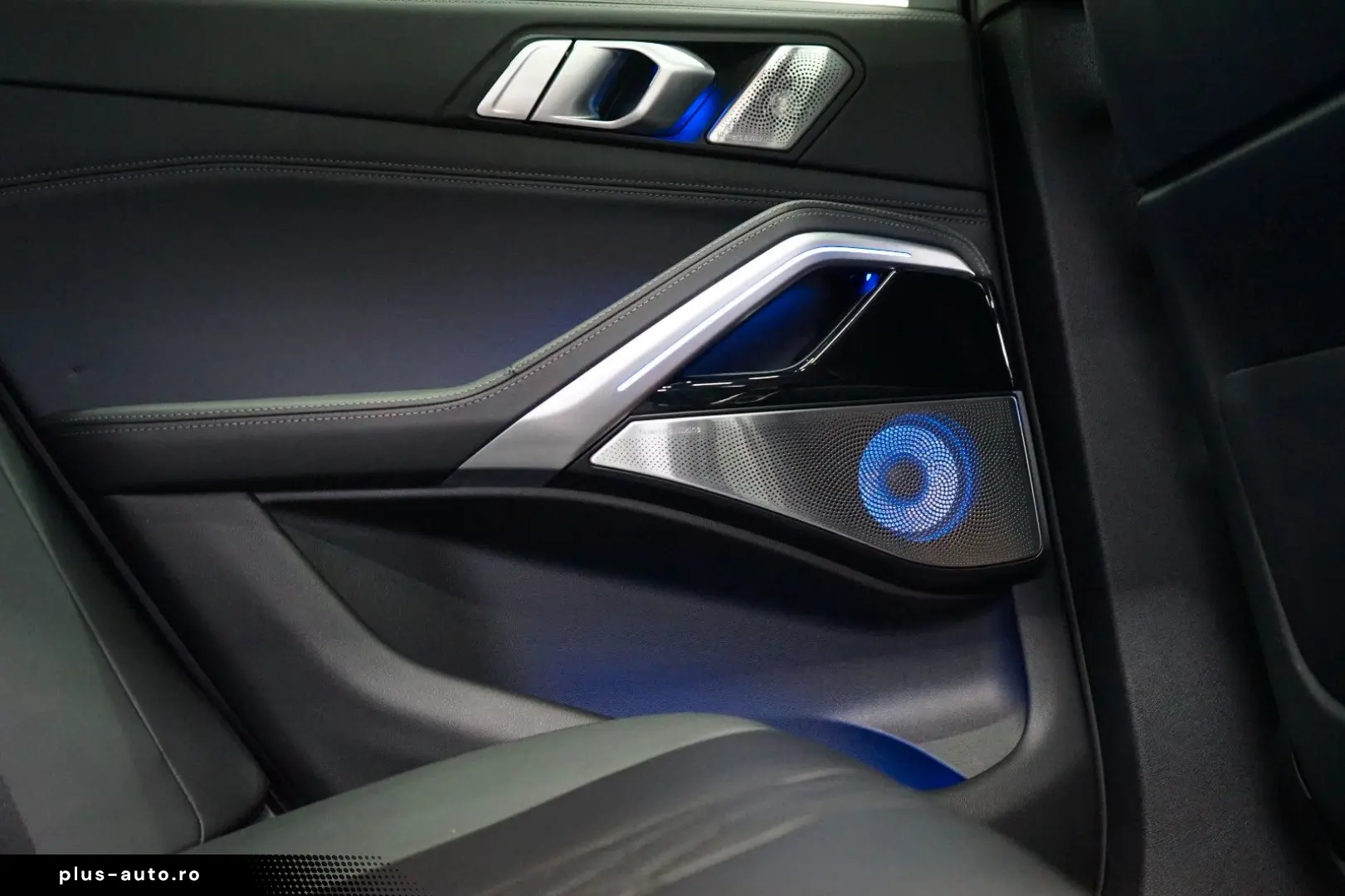 BMW X6 M50 i Frozen-BLACK BOWERS M-SITZE MEGA-SPEC!!