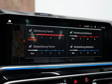 BMW X6 M50 i Frozen-BLACK BOWERS M-SITZE MEGA-SPEC!!