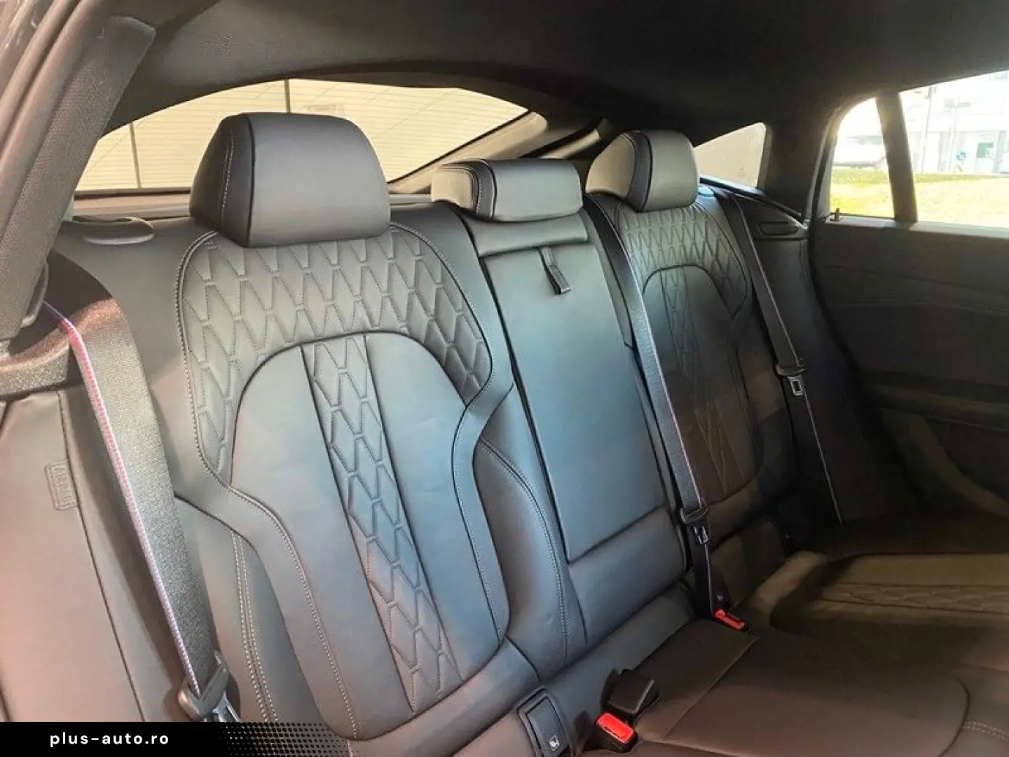 BMW X6 40i M-Sport IconicGl. Laser Sthz Sbel AHK ACC