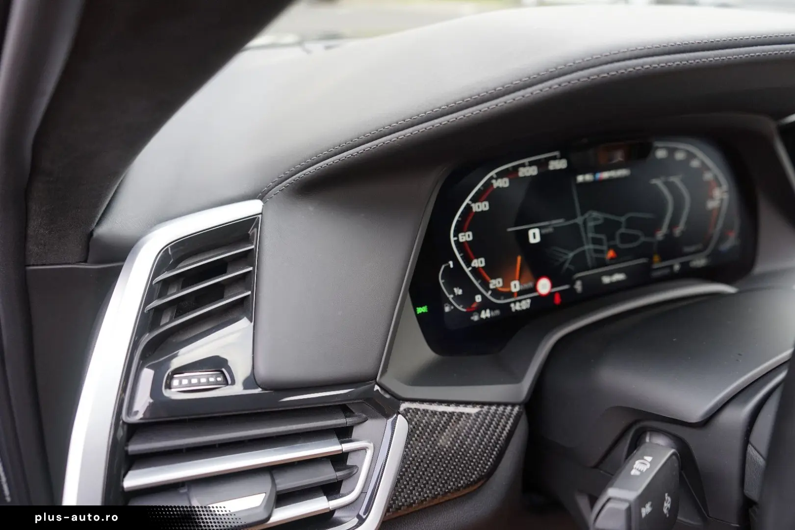 BMW X6 M50i Individual Carbon M Sitze PanoSKY Iconic